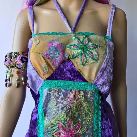 Whimsical Velvet Patchwork Top | Roselani Jasmin | Size Small - Picture 9 of 13